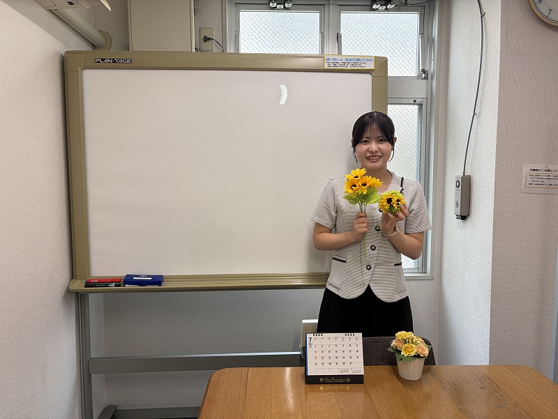 夏｜ひまわり｜レンタルオフィス｜アルヴェアーレVIP さいたま市レンタルオフィ ス‧シェアオフィス（与野‧⼤宮‧さいたま新都⼼‧浦和）