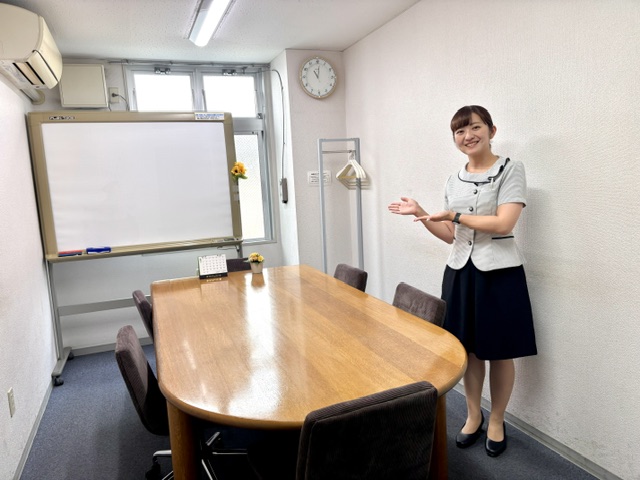 会議室｜レンタルオフィス｜アルヴェアーレVIP さいたま市レンタルオフィ ス‧シェアオフィス（与野‧⼤宮‧さいたま新都⼼‧浦和）