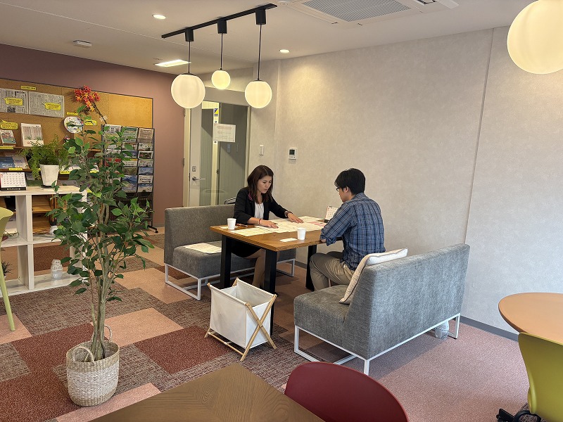 オフィス内覧｜レンタルオフィス｜アルヴェアーレVIP さいたま市レンタルオフィ ス‧シェアオフィス（与野‧⼤宮‧さいたま新都⼼‧浦和）